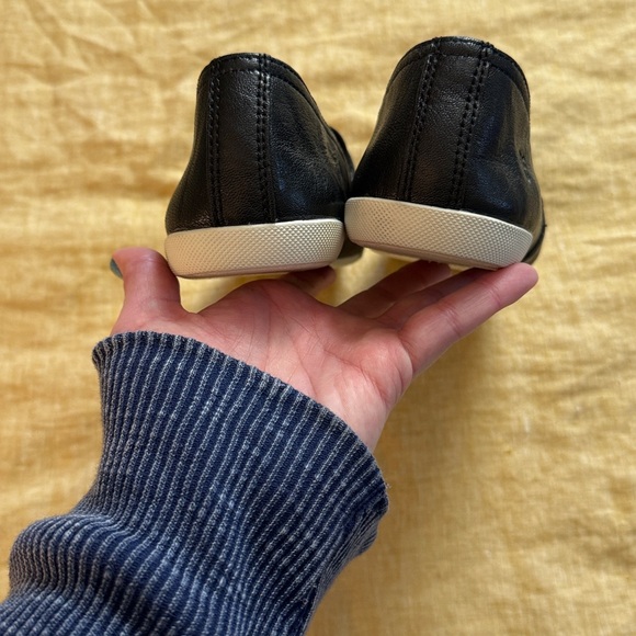 Frye black leather flats - Picture 17 of 17